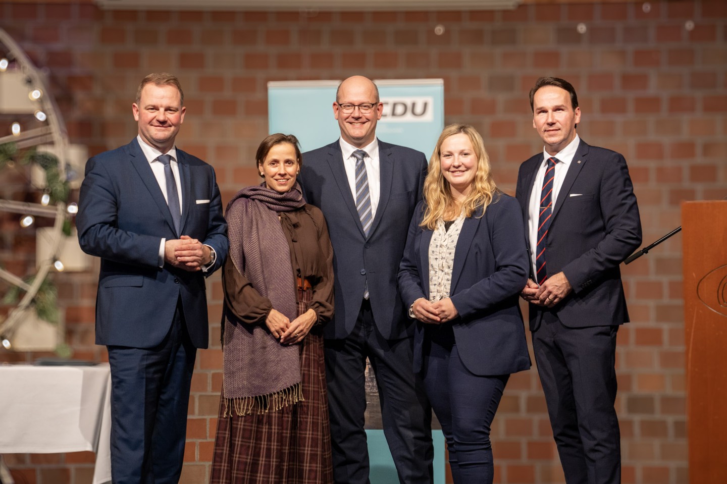 Von links: Dr. Merlin Franke, Dr. Cornell Babendererde MdB, Dr. Marco Mohrmann MdL, Vivian Tauschwitz MdB, André Bock MdL 2025_Bezirksparteitag